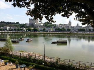 Different Holidays - Saumur - 7