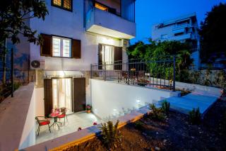 Apartment Nives in the City Center - Free Parking - 9