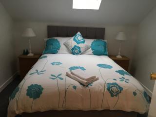 Spacious and Bright Town Centre Apartment - Ballycastle - 4