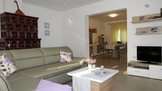 Ane Apartment - Loborika - 0