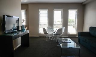 Crossroads Hotel - 1