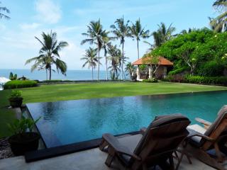 Villa Rumah Pantai Bali - Selemadeg - 4
