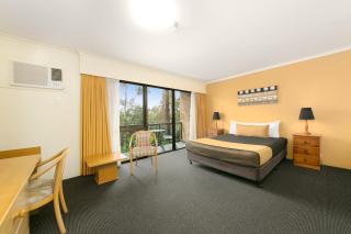 Mt Ommaney Hotel Apartments - Brisbane - 9