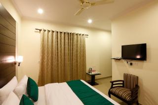 Hotel Capital @ Airport - 9