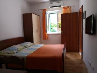 Apartments Jaksic - Postira - 7