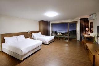 Jeju Aerospace Hotel - Seogwipo - 1