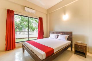 StayVista's Greenwoods Villa 9 - City-Center Villa with Private Pool, Terrace, Lift & Ping-Pong Table - Lonavala - 4