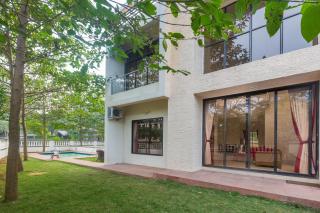 StayVista's Greenwoods Villa 9 - City-Center Villa with Private Pool, Terrace, Lift & Ping-Pong Table - Lonavala - 0