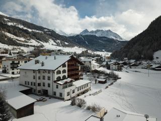 Hotel Bergblick - 1