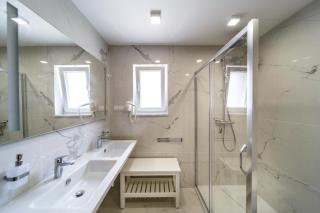 Modern Villa Christian with pool, sauna, and jacuzzi, 10 min walk from the beach - Malinska - 6