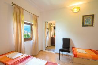 Astor apartments - 4