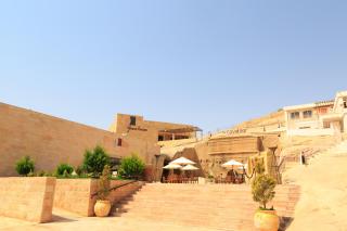 Petra Guest House Hotel - 1