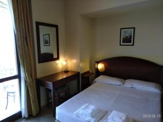 Hotel Belvedere - Alice Bel Colle - 1