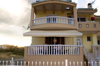 VAP House - Áyios Andréas - 5