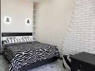 Studio "Black - White" - Batoemi - 3