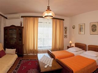 Apartments-Curkovic - Trogir - 9