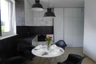 Impresja 42 Apartament z garażem - Colberga - 0