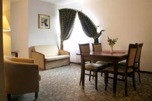 Hotel Amaryllis - Swarzędz - 6