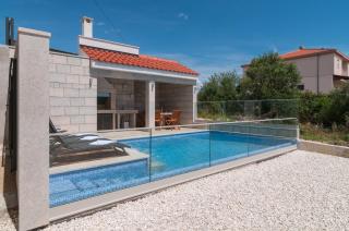 Beautiful apartment with private pool - Trogir - 8
