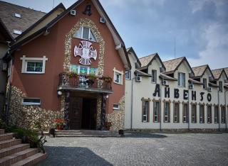 Aivengo Hotel - Rivne - 6