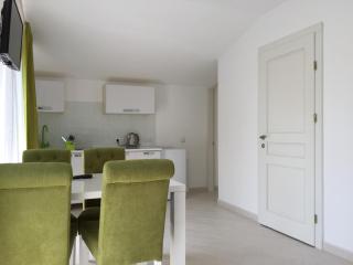 Guest House - Mukachevo - 2