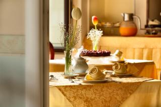 Hotel Art Resort Galleria Umberto - 9