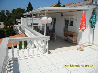 Apartment Galić - Tisno - 8