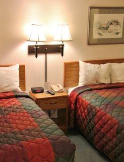 Colstrip Inn & Suites - Colstrip - 1