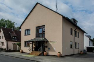 Hotel Avenue Altenfurt - Nuremberg - 5
