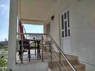 Apartment Djokic - Sutomore - 4