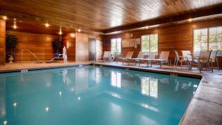 Best Western Plus Rama Inn & Suites - Oakdale - 4