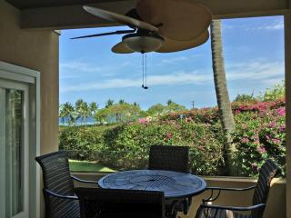 Beach Villas at Kahalu'u - 8