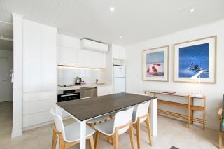 Beachfront Retreat with Pool Access - Noosa Heads - 9