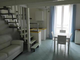 VisitPonza - Trilocale sul corso - 6