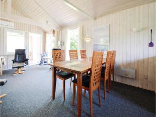 Two-Bedroom Holiday Home In Tarm - 1