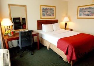 Clarion Inn & Suites Dothan South - Dothan - 8