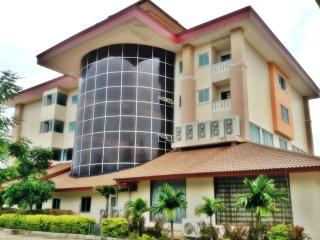 Butnamtong Hotel - Lampang - 9