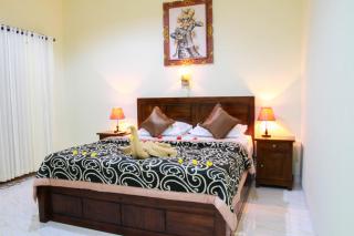 Medal Jaya Hostel & Room - Nusa Lembongan - 2