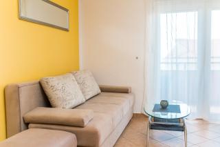 Apartment Clear Sky - 1