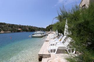 Seaside Apartments Antičević - Bobovišća - 2