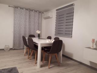 Apartment Jole 1 - Trogir - 1