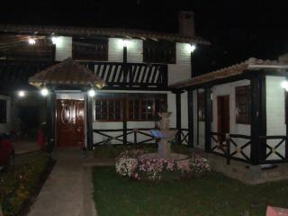EL DESCANSO “the Rest” - Otavalo - 3