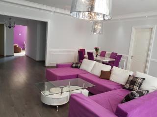 Motley Rooms - Tbilisi - 0