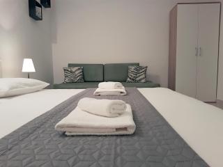 Apartments Saric 2 - Jadrija - 1