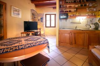 Kamene Priče rooms, music and food - Bale - 8