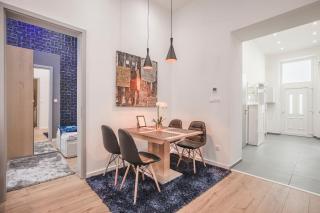 Budapest Broadway Apartment - 8