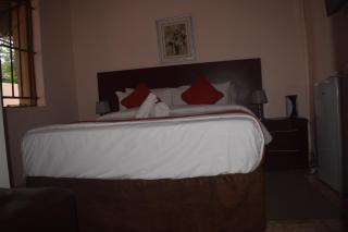 Plateau Guest House - Kasane - 6
