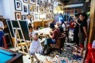 SONDERIA Hostel & Bar - Lazybones - 1