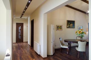 Picturesque Four Bedroom Four Bathrom Penthouse Apartment - 6