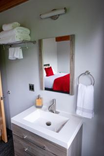 Seward Adventure Lodge - 1